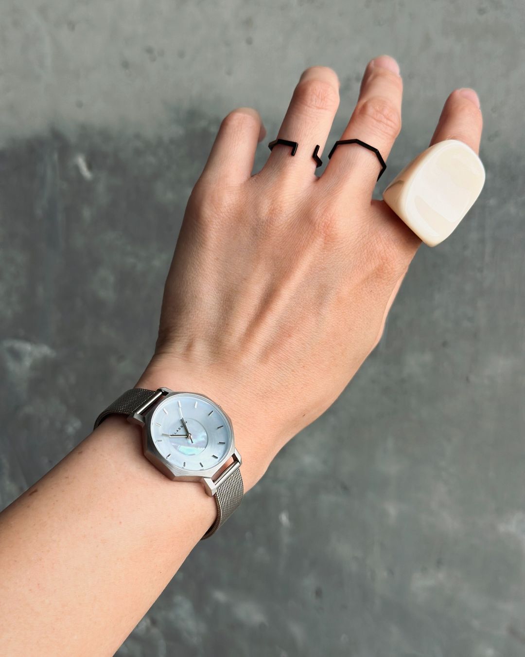Volare Mother of Pearl 28mm (母の日特集)