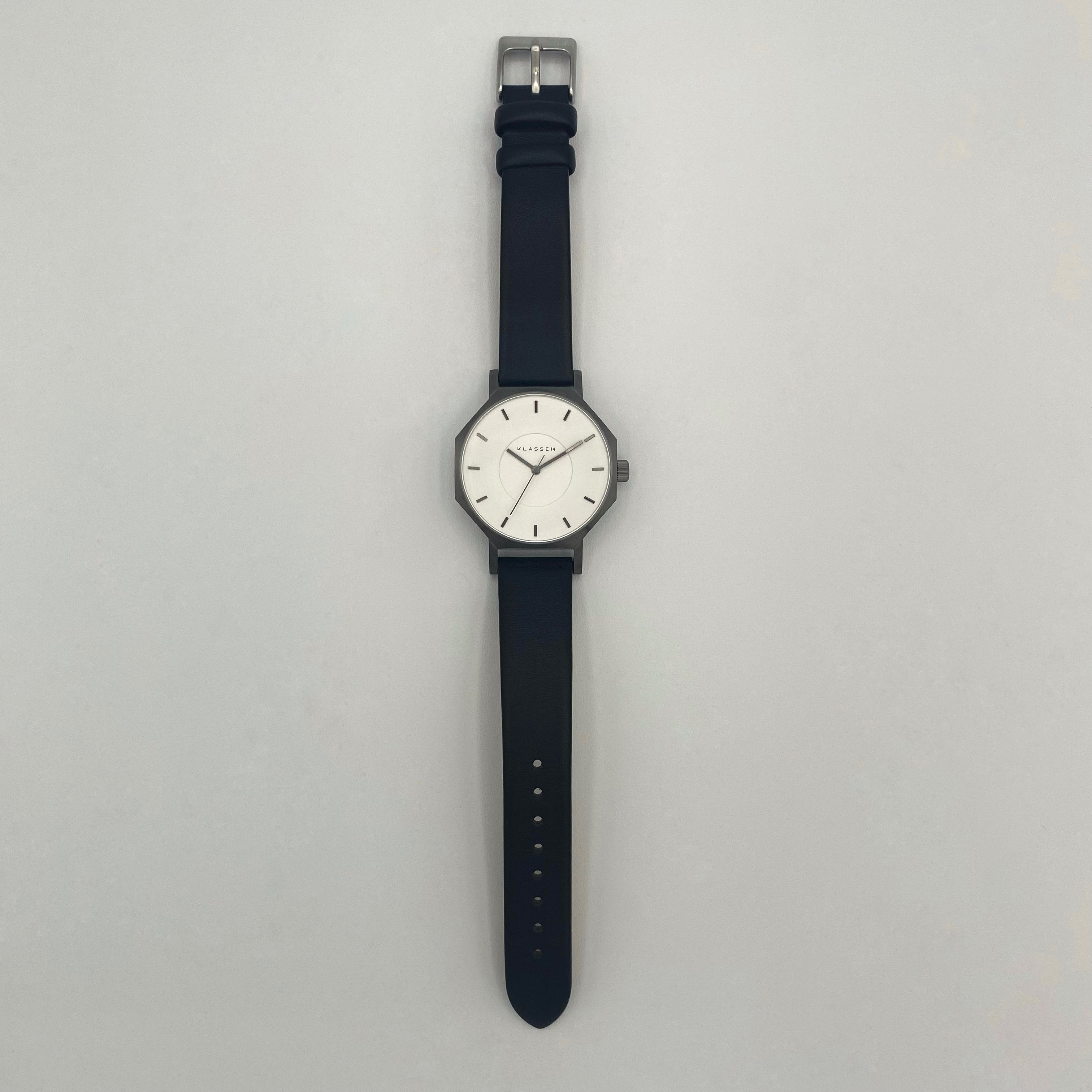 KLASSE14 / Volare OKTO Gunmetal White with Mesh Strap 36mm